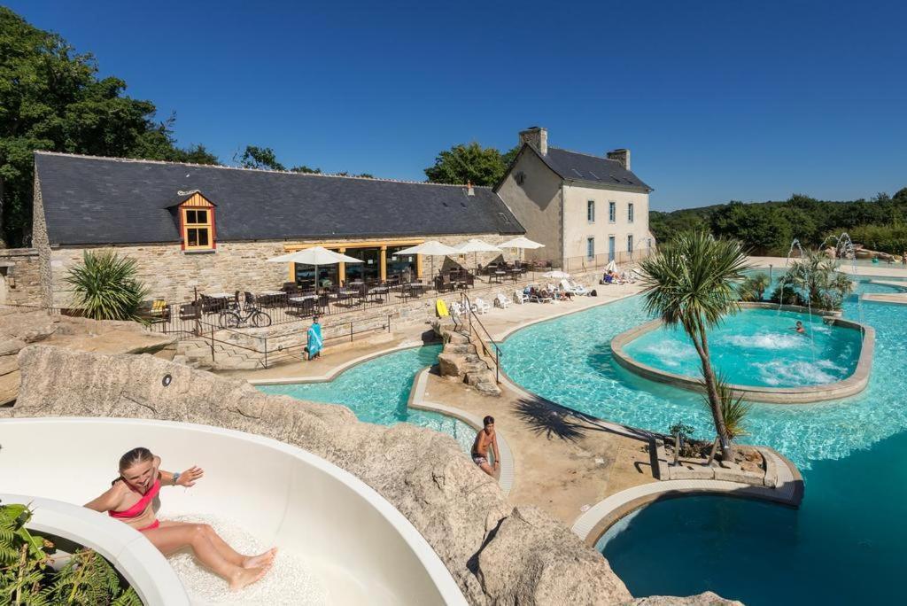 Mobilhome Tout Confort M9 Domaine De Lanniron Quimper Buitenkant foto